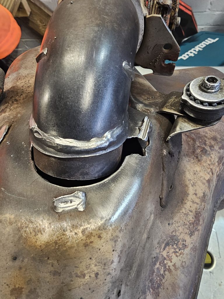 6e5185a3-2b9f-4a63-abed-6a7388fe097c